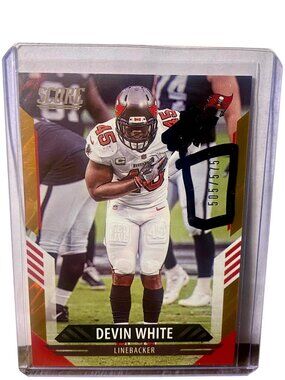 Devin White Signed 2021 Panini Score Football Card #17 Tampa Bay Buccaneers